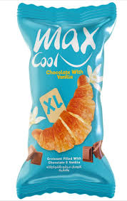 کروسان مکس کوول با مغز شکلات و وانیل max cool
